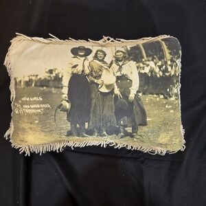 Found Imahes Vtg Photo Pillow Cowgirls